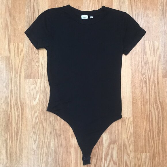 Aritzia Wilfred Free Black Short Sleeve T-shirt Thong Bodysuit Size S - Picture 3 of 7
